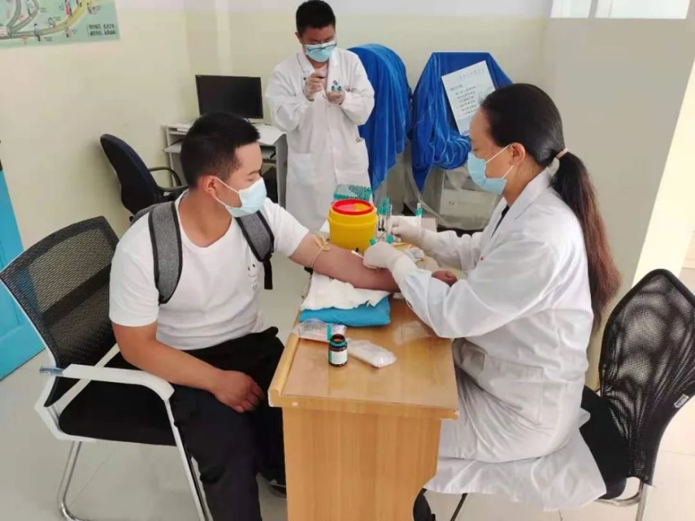 大理州2021下半年男兵体检正在进行中,体检现场是这样的!_腾讯新闻