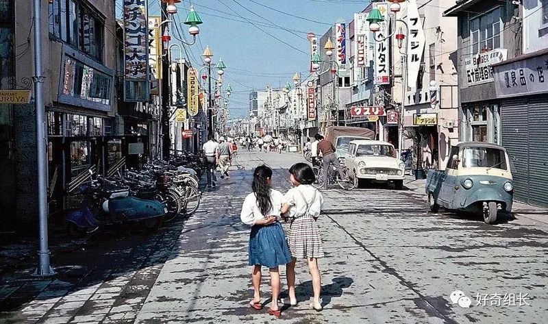 20张老照片:60年代经济高速发展的日本社会