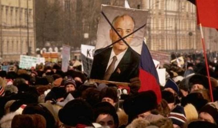 苏联解体隐秘大曝光 元帅政变遭世界热议 苏联老英雄纷纷自裁 全网搜