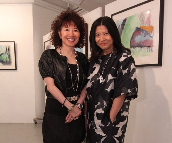 在分家产的时候,包玉刚更偏向于其他三位女婿,因此包陪丽分到的资产就