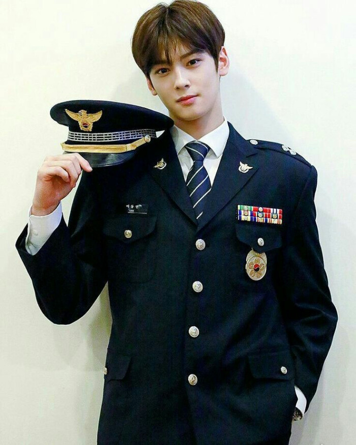 车银优,一个从漫画里走出来的男孩子