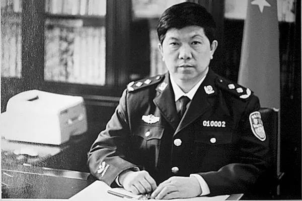 庭审中,控辩双方在法庭的主持下充分发表了意见,被告人黄大功作了最后