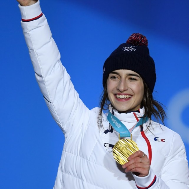 法国自由式滑雪女神佩林·拉凡:新一代冬奥冠军,未来可期