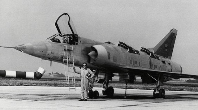 颜值与战斗力成正比，夭折的二战注册法国阿森纳VB-10战斗机