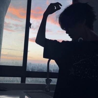 "想的太仔细,才有坏情绪"|男生头像