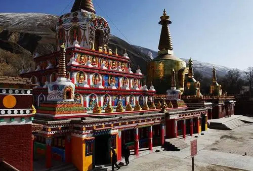 黄南热贡艺术乡美景