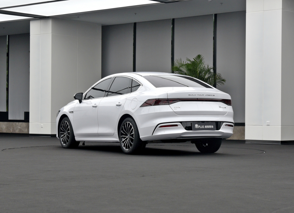 除了本田思域,这几款国产运动型轿车一个比一个强