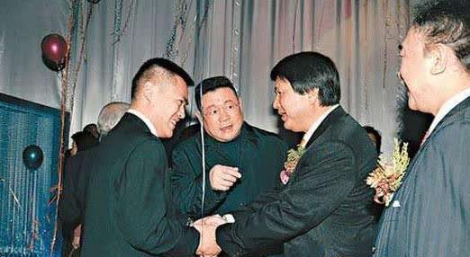 昔日香港第一神童14岁辍学27岁成亿万富翁风流半生却结局凄凉