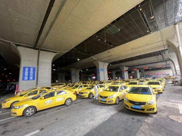 南京新能源出租车图片