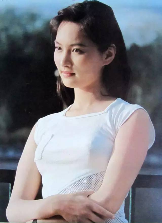 消失在人们视线里的殷亭如