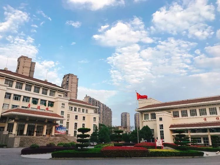 衢江区东港初中2021学年第一学期开学报到指南