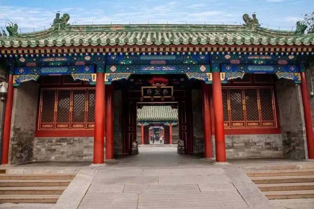 北京城里红楼梦荣国府宁国府的原型在哪