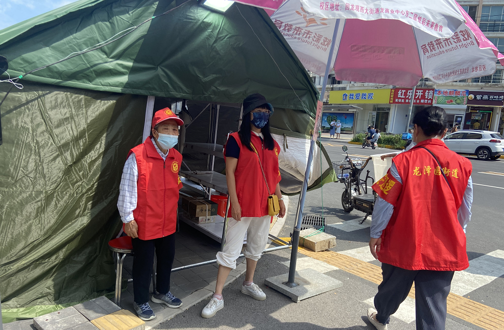 北京昌平龙泽苑:70多户隔离近半月,邻里守望筑起防疫长城_腾讯新闻