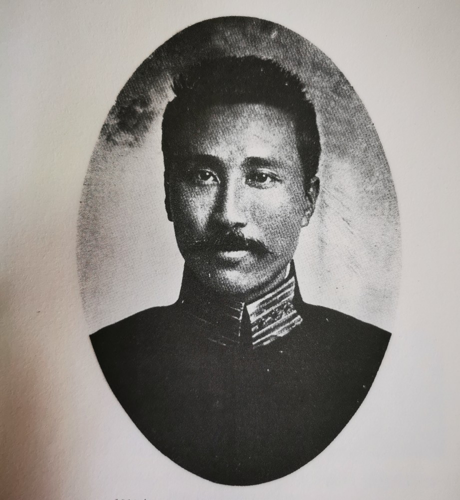 陈炯明:晚年蜗居香港寓所,他意外病逝后,妻子和八子女现状如何