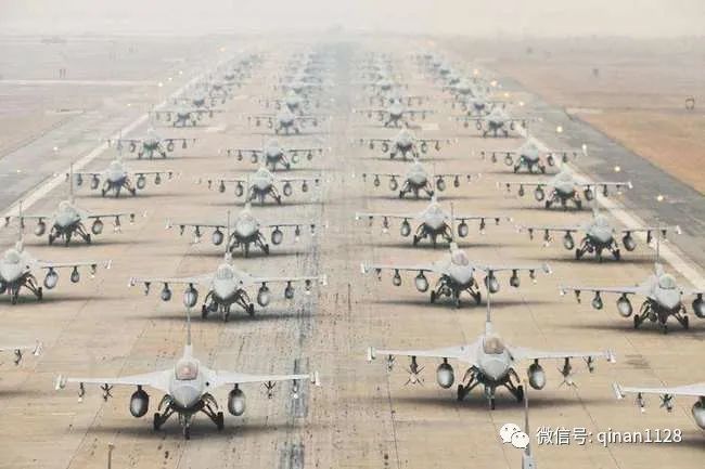 美国生化实测速验室太空视角来了！让人倒吸一口冷气……英语对话小学