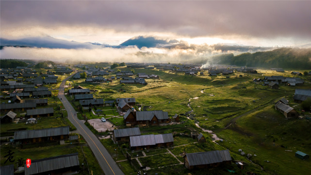 这里被称人间仙境,晨雾景观闻名海内,长年占据"最美村庄"称号