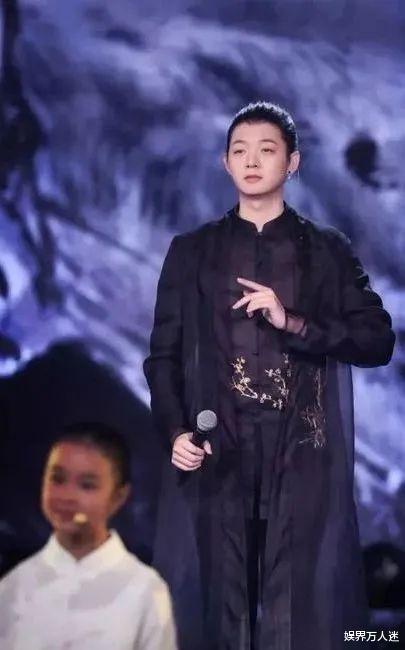 霍尊的"社会地位":国风唱将第一人,成名曲曾陷抄袭风波