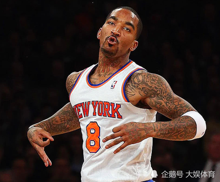 nba 为何这次詹姆斯组团夺冠没有带刀侍卫？35岁JR史密斯去读大学了