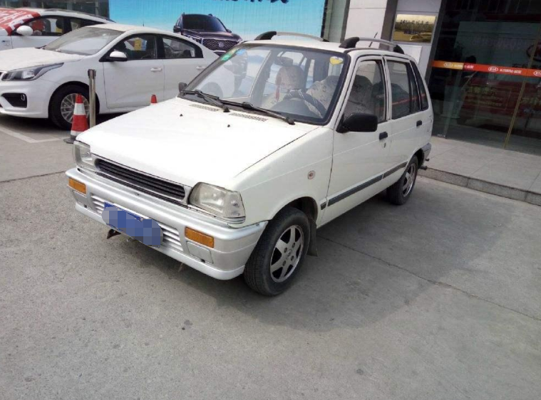 80后对于奥拓和夏利应该非常有亲切感,因为在他们成长的过程中,奥拓和