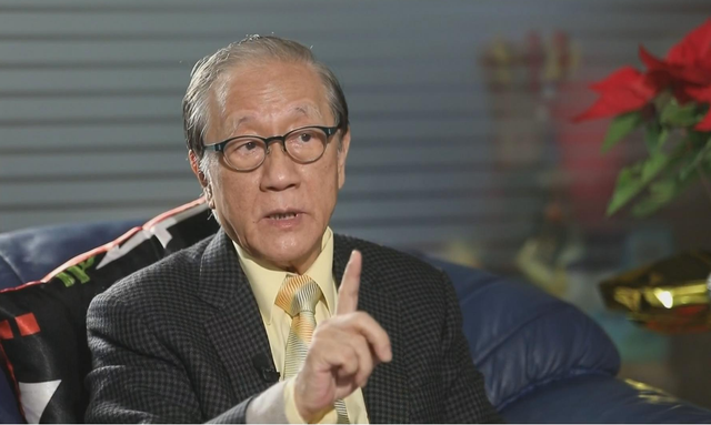 郁慕明发声振聋发聩:是14亿的民意大,还是2300万的民意大?