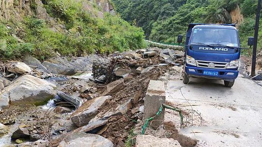 山阳高坝怪事图片