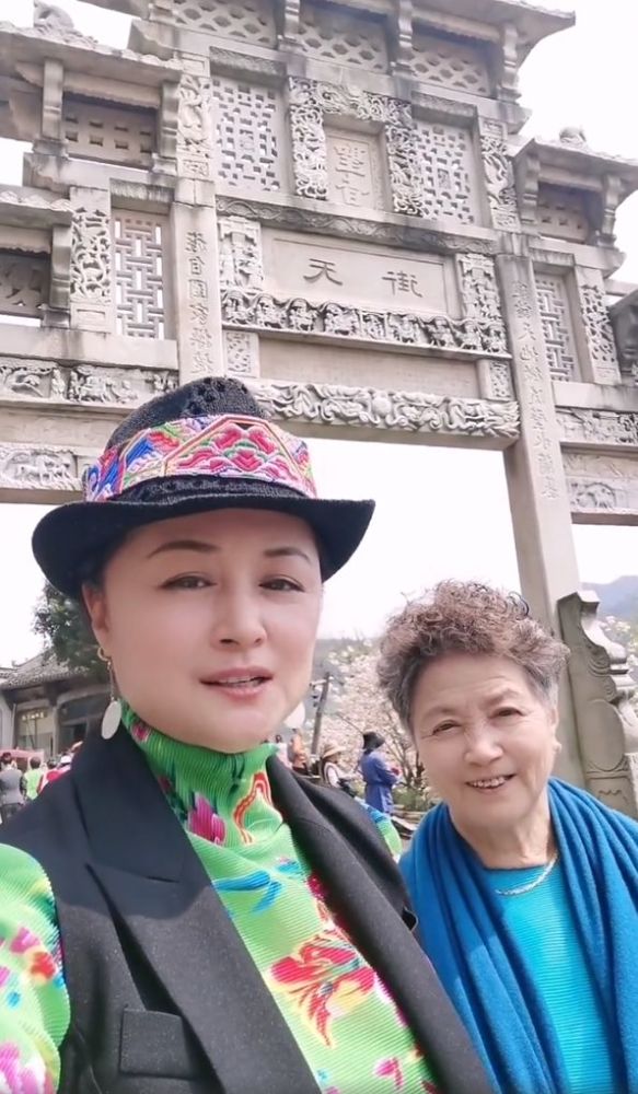 导演透露于月仙车祸疑司机疲劳驾驶,亲弟公开于月仙未生小孩真相_腾讯