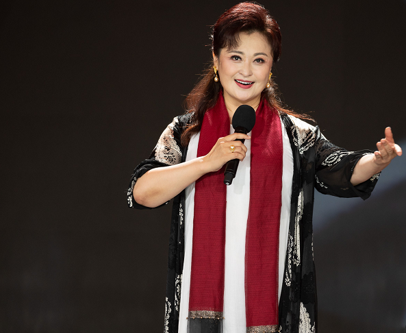 于月仙去世,网友遗憾再无谢大脚,王璐瑶悼念又让观众看到了希望