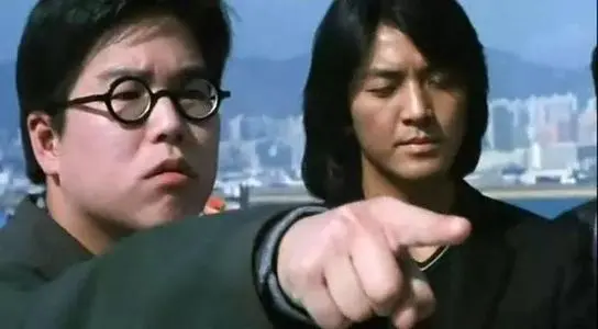 林晓峰在《古惑仔》中饰演了胆小怕事的包达二,电影结束后也有陆续