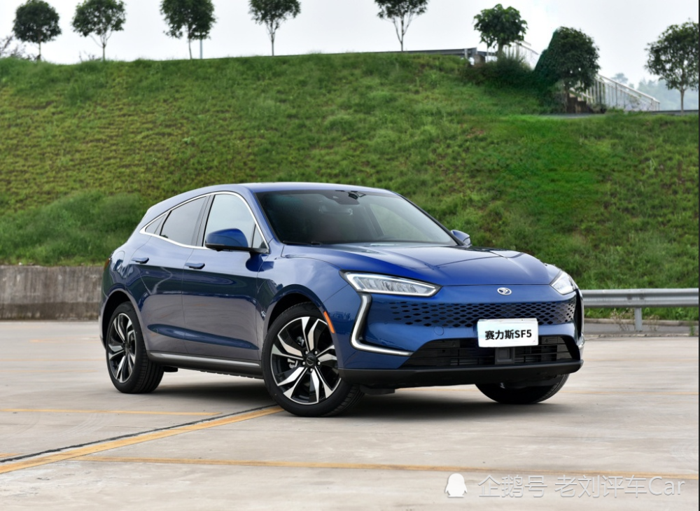 全新增程式电动suv赛力斯华为智选sf5,综合续航超过了1000公里_腾讯