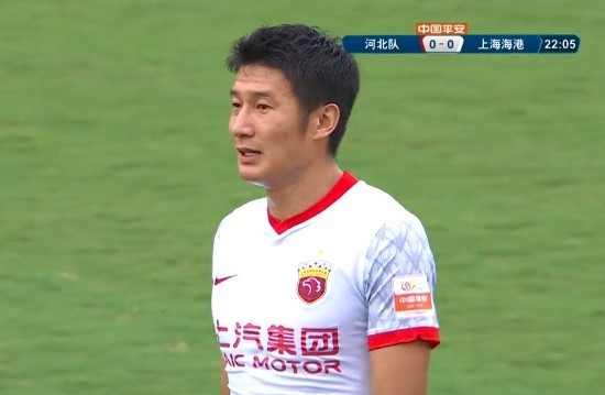 于海战术犯规染红,上海海港0:1不敌河北队