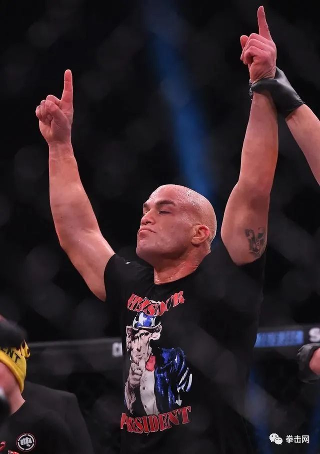 两位46岁的ufc传奇跨界拳击大战|ufc|跨界拳击|奥蒂兹|安德森·席尔瓦