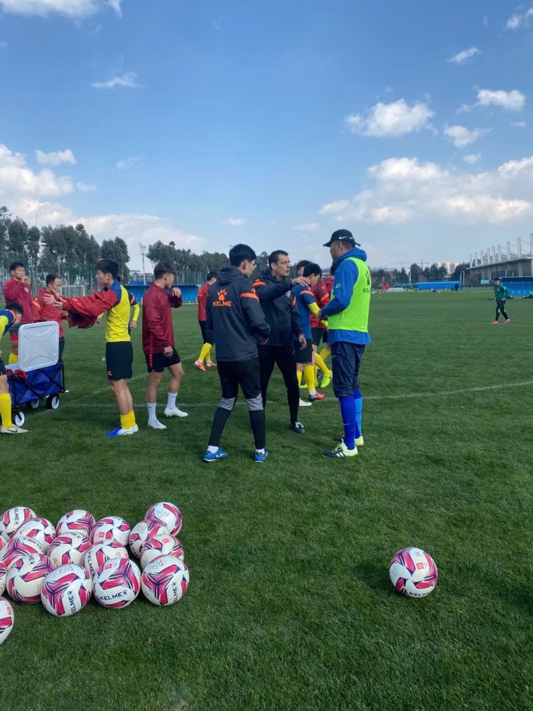 回顾石雪清在中甲北京北体大足球俱乐部的遭遇