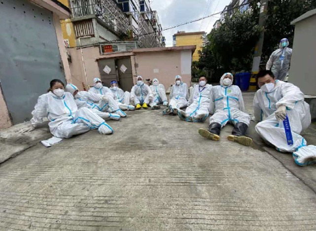 扬州抗疫感人图片图片