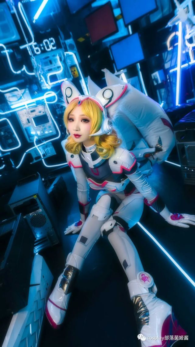cos:王者荣耀妲己机甲小助理cos正片@海沫