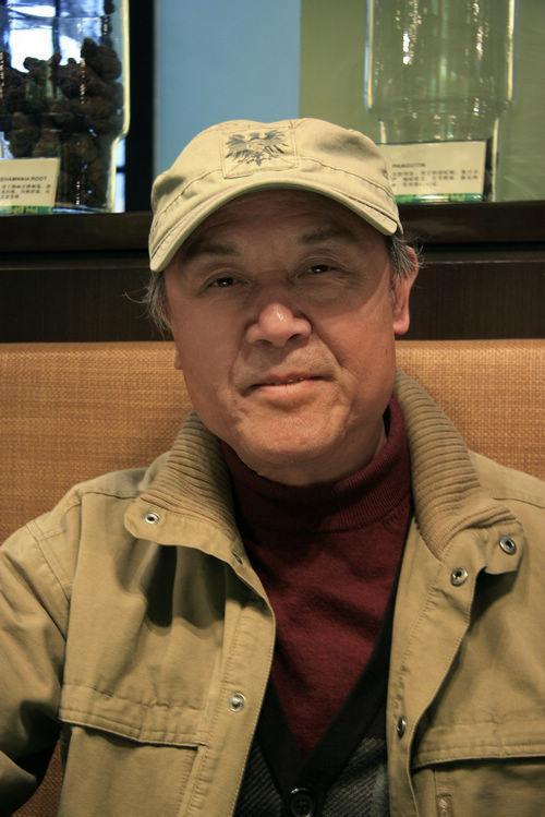 80岁老戏骨达式常娶大学同学恩爱54年帅了一辈子的男人