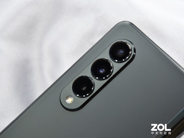 三星galaxy z fold3 5g后置摄像头模组