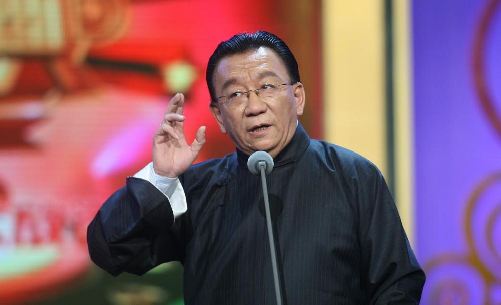 侯耀华怒捐30元支援河南救灾遭辟谣!难道连30块都没捐?_腾讯新闻