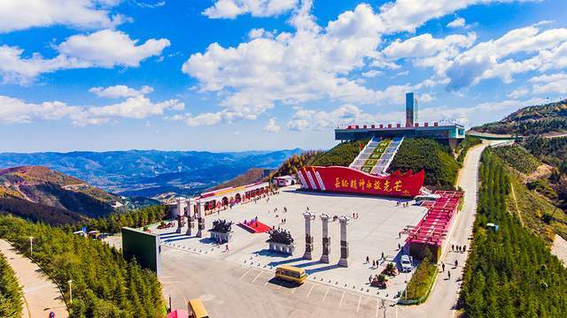 宁夏六盘山红军长征纪念馆景区全貌