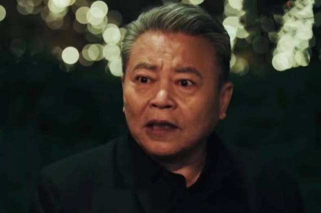 扫黑风暴热播赵小锐实力演绎贪婪村官