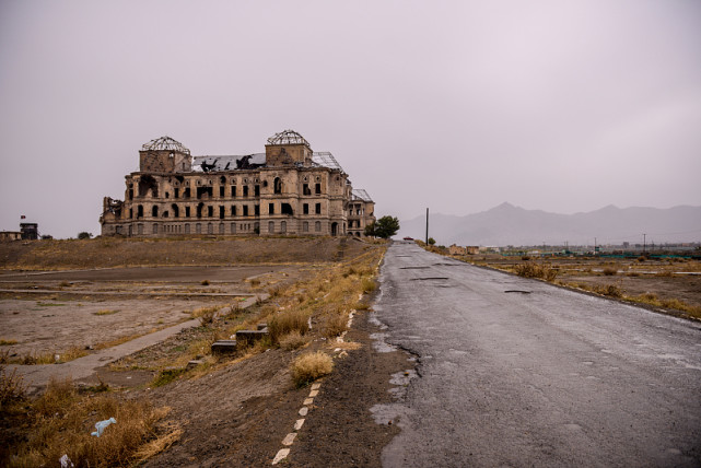 战地记者刘怡谈阿富汗从现代化进程失败到塔利班的崛起