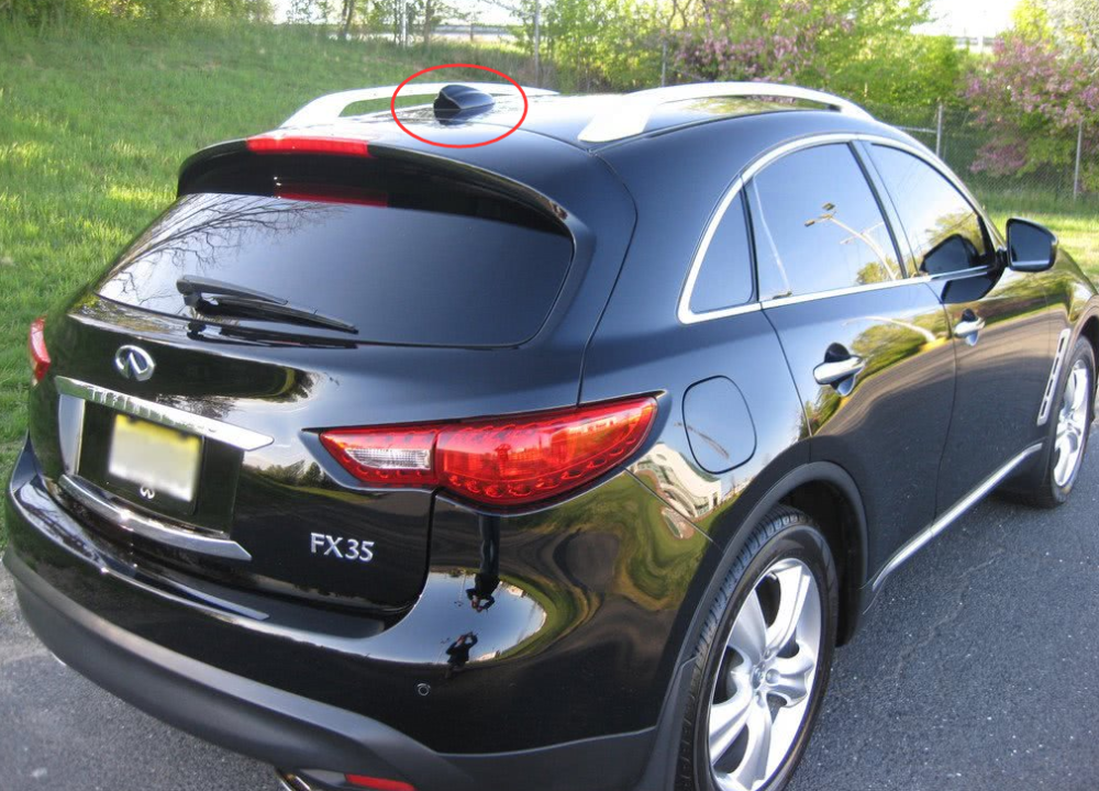 小小的鲨鱼鳍的造型了,但是同样具有收发信号作用,而且在现在的汽车上