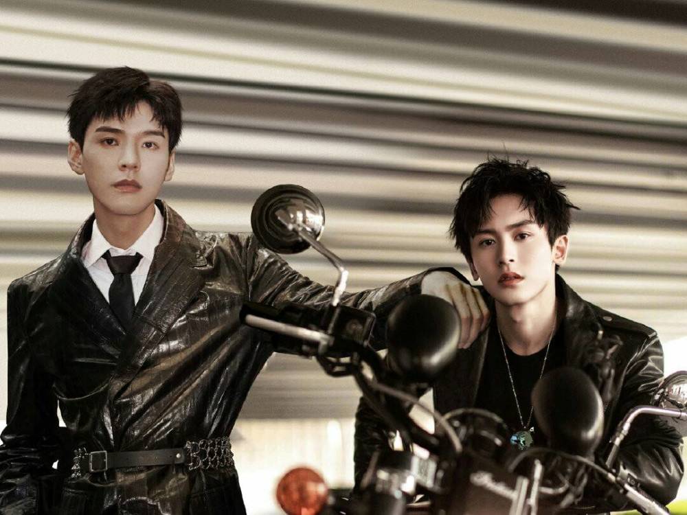 张哲瀚"翻车",cp粉指责龚俊不发声,躺着也中枪?