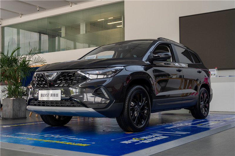 或许正是看中了这款"神车"的品牌效应,捷达成为了大众旗下的独立品牌