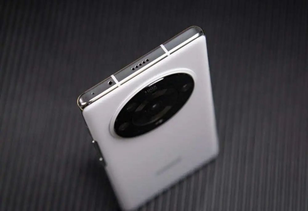 除了全能科技旗舰荣耀magic3系列手机发布外,荣耀新一代智能手表荣耀