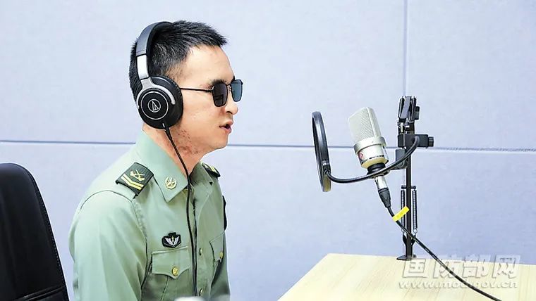 播音员杜富国去读书了