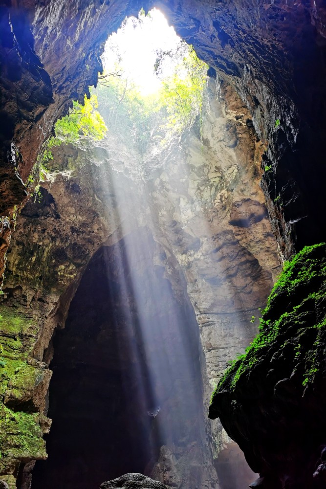 贵州省独山县情阳洞天景区