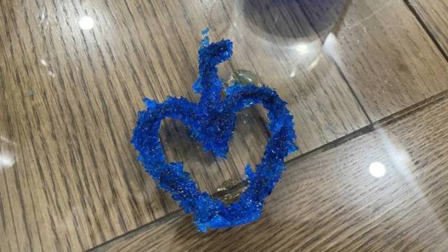 蓝色冰晶之恋(硫酸铜结晶)