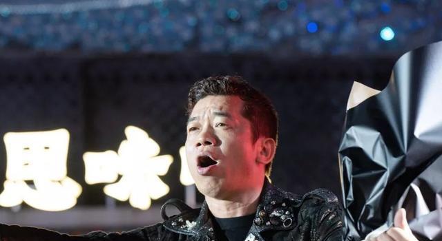 一首流浪歌红遍大江南北爆火后却皈依佛门陈星现状如何