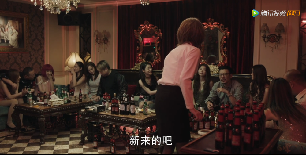 看了扫黑风暴里江疏影的演技给人的感觉就两字突兀