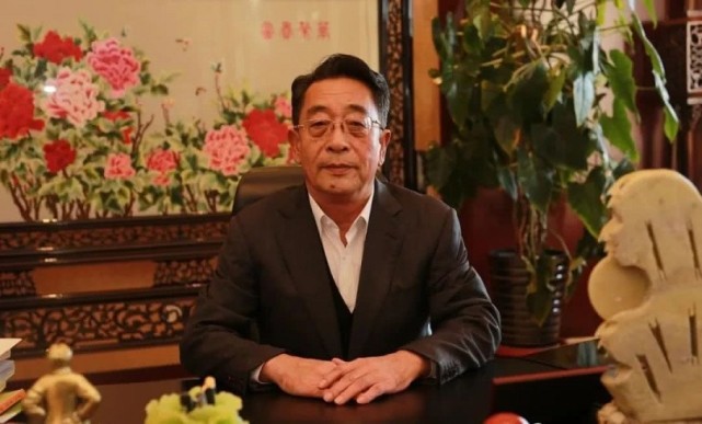 鄂尔多斯准格尔旗人刘满世现年72岁,居